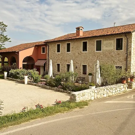 Botteghino Risorto 3*