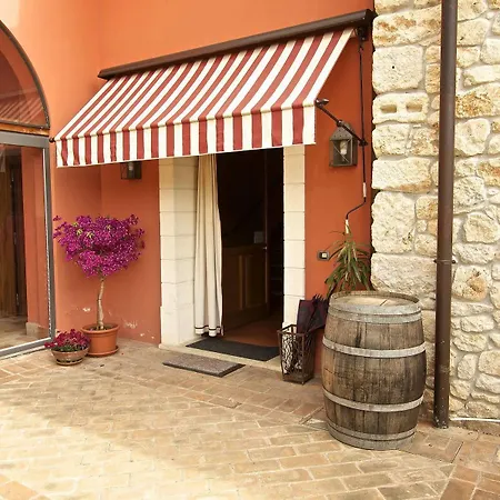Botteghino Risorto 3*